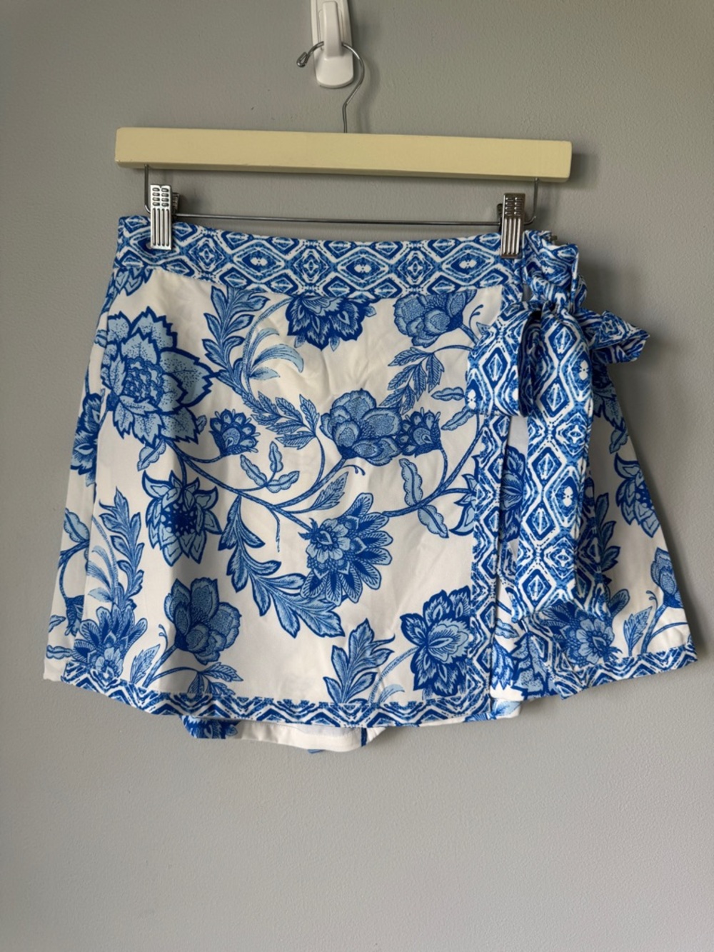 Flying Tomato White and Blue Floral Wrap Skort